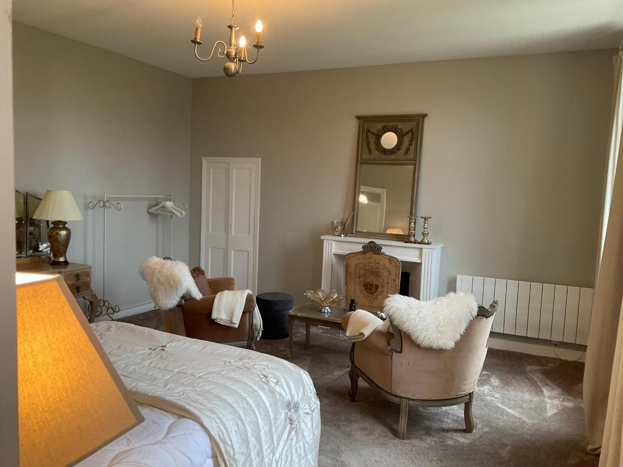 Le Bourg Bed & Breakfast Asnieres-en-Bessin Exterior photo
